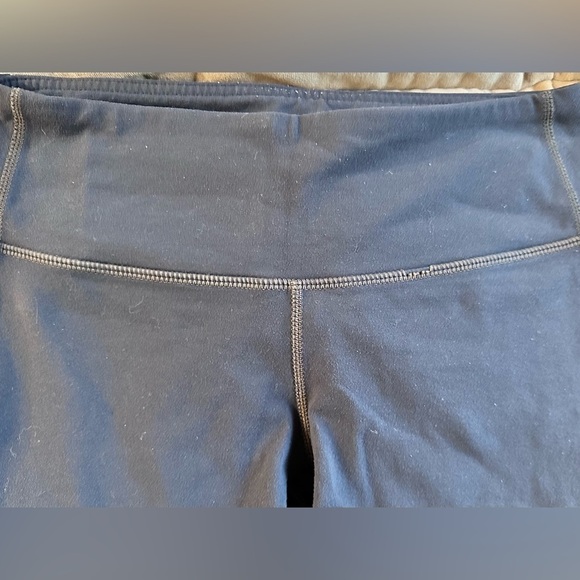 Gray Athleta 7/8 leggings size S - Picture 5 of 9